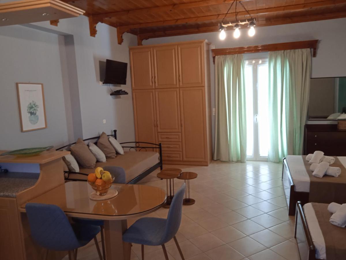 דירות פיניקונטה Katerina House מראה חיצוני תמונה