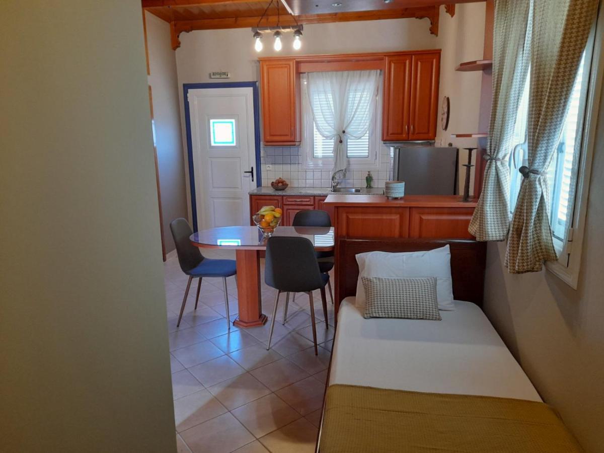 דירות פיניקונטה Katerina House מראה חיצוני תמונה