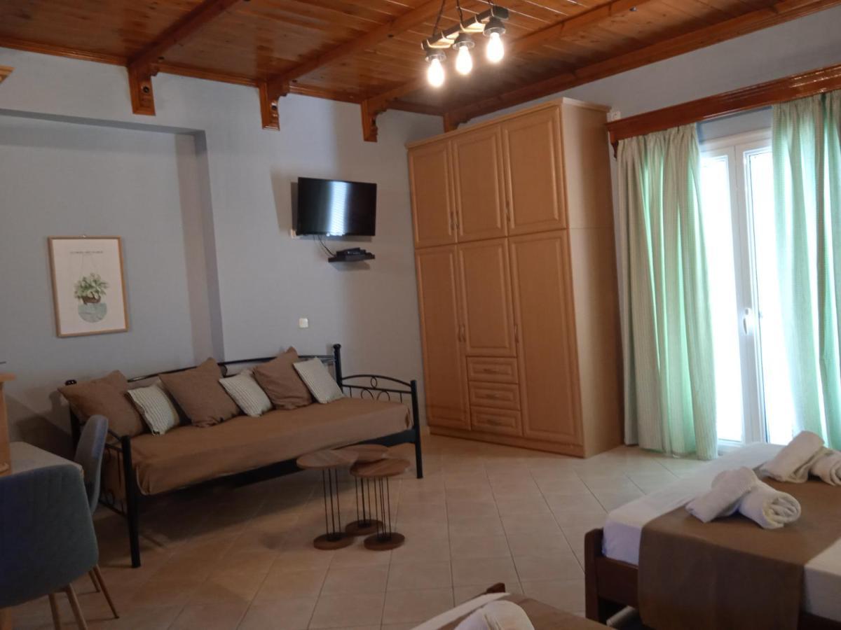 דירות פיניקונטה Katerina House מראה חיצוני תמונה